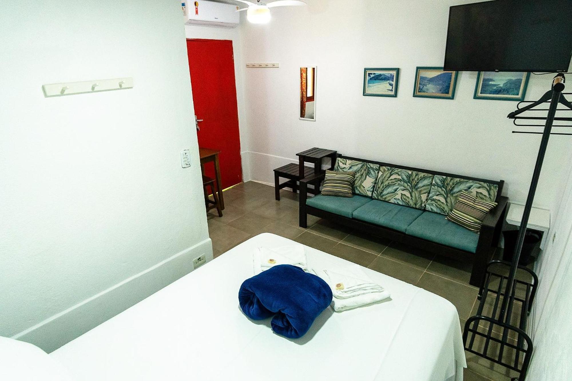 Jatai Guest House Ubatuba Phòng bức ảnh